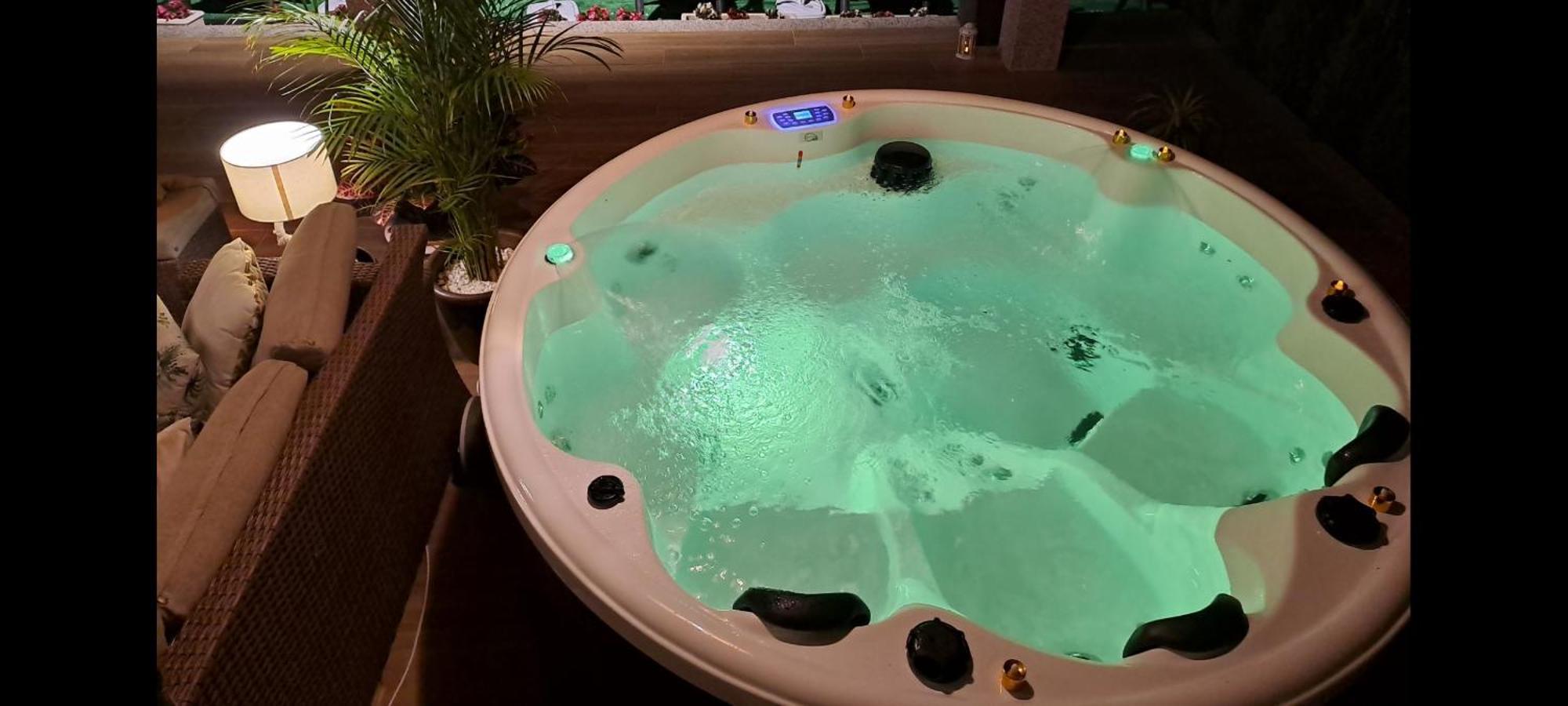 Casa Victoria Garden Con Jacuzzi Y Piscina Villa กัลดัส เด เรย์ส ห้อง รูปภาพ